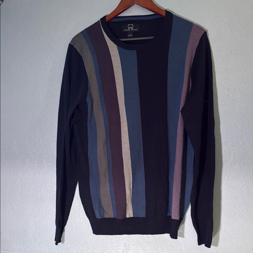 Navy Blue Crewneck Sweater with Soft Knit and Ribbed Cuffs